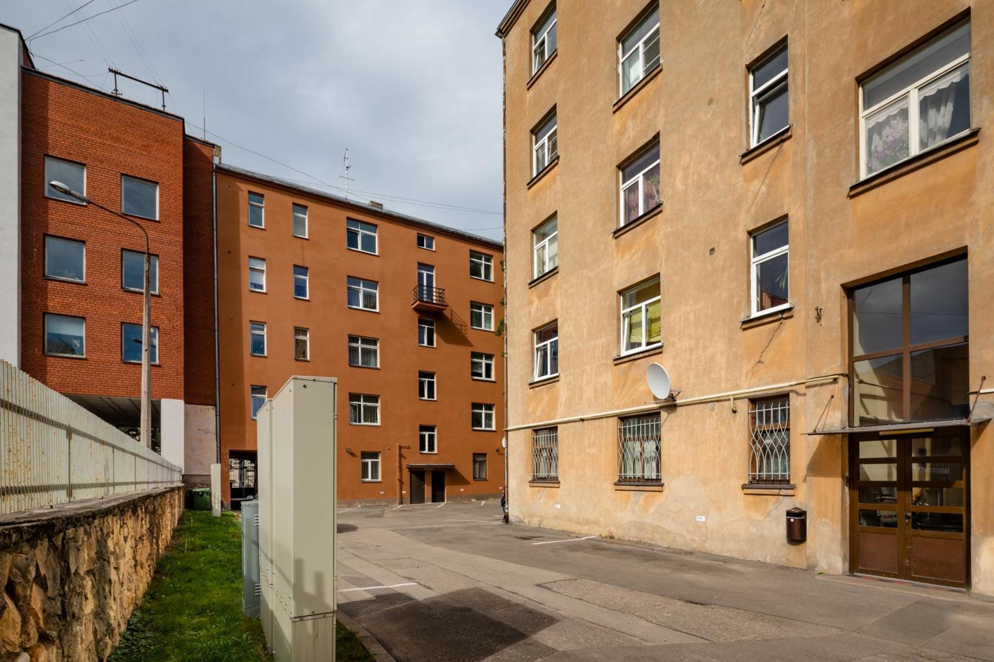 Riga Embassy Center Apartment With Parking Exterior foto