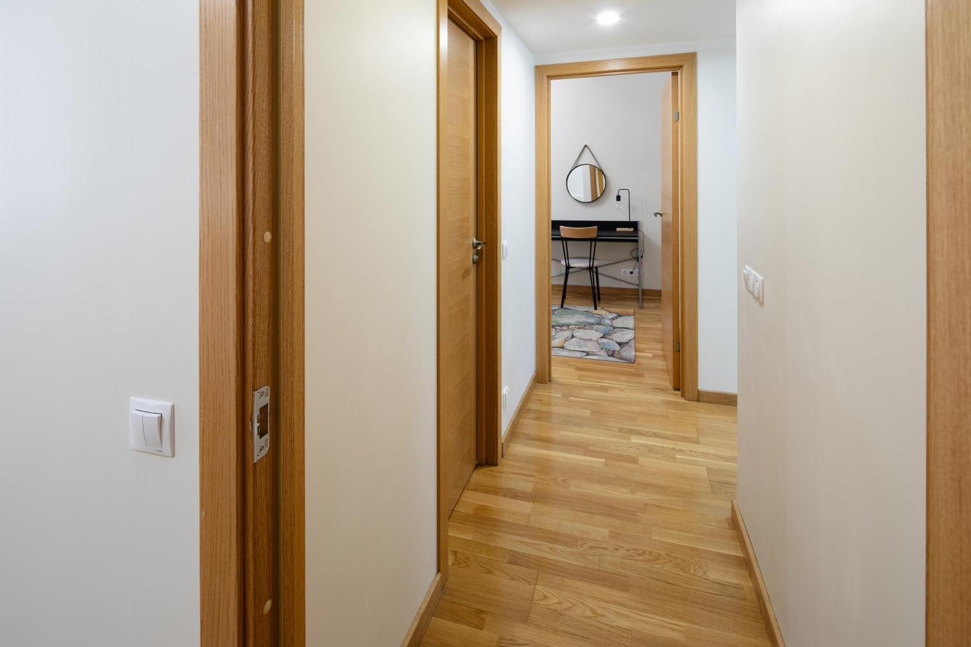 Riga Embassy Center Apartment With Parking Exterior foto